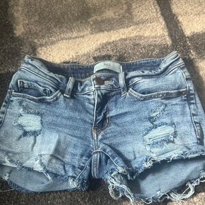 BKE Low rise Stella Distressed Women's Denim Shorts from Buckle